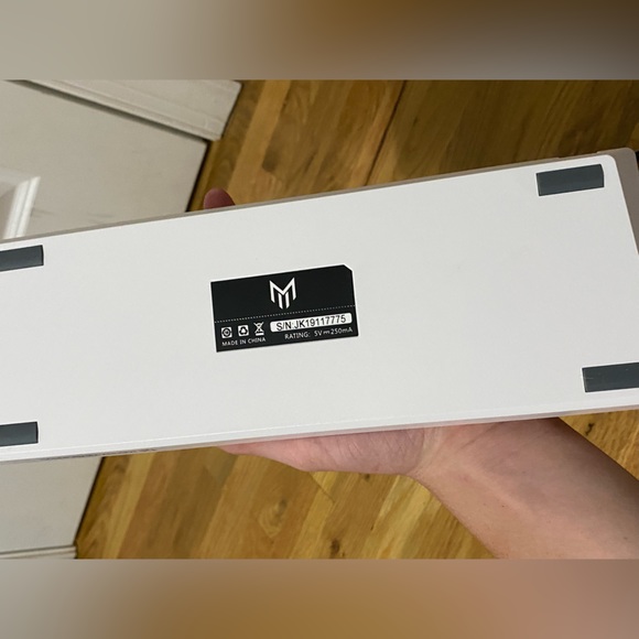 Keyboard - Picture 3 of 3